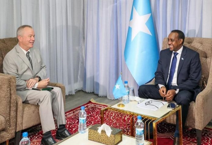 Somalia’s PM Meets with New US Ambassador After Washington Imposed Visa Curbs